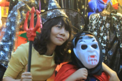 Giới trẻ háo hức chuẩn bị đón Halloween